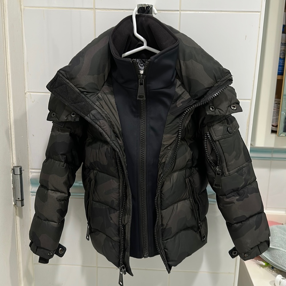 Sam kids puffer jacket in camouflage size 6 us